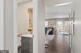 2504 Windbreak Dr, Alexandria, VA 22306 - Photo 14