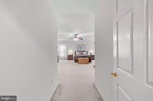 6705 Rock Fall Ct, Clifton, VA 20124 - Photo 32