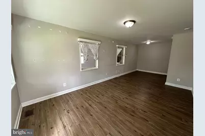 2019 Leonard Road, Falls Church, VA 22043 - Photo 2