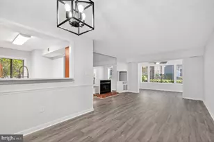 2281 Hunters Run Dr, Reston, VA 20191 - Photo 16