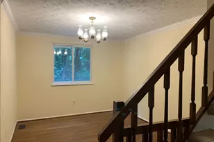 2125 Preston Square Ct, Falls Church, VA 22043 - Photo 6