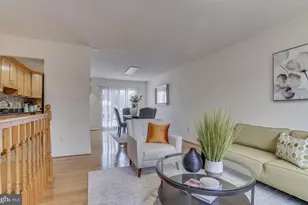 2801 Reign St, Herndon, VA 20171 - Photo 4