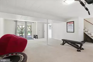 8143 Edmonton Ct, Springfield, VA 22152 - Photo 26