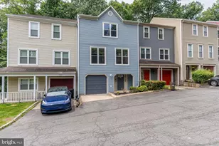 6413 Cherokee Ct, Alexandria, VA 22312 - Photo 1