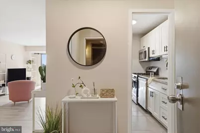 3100 S Manchester Street #531, Falls Church, VA 22044 - Photo 4