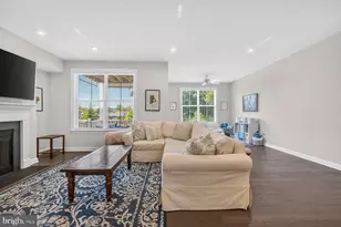 8106 Zoe Pl, Alexandria, VA 22306 - Photo 6