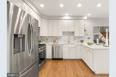7439 Collins Meade Way, Alexandria, VA 22315 - Photo 12