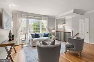 7439 Collins Meade Way, Alexandria, VA 22315 - Photo 8