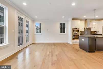 14813 Retreat Boulevard, Chantilly, VA 20151 - Photo 24