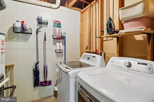 11333 Orchard Ln, Reston, VA 20190 - Photo 38