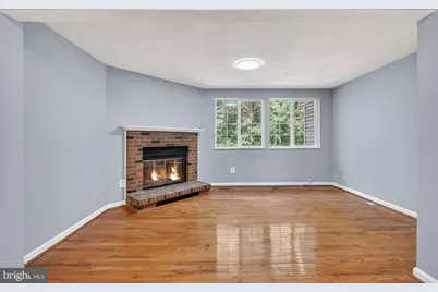 6844 Heatherway Court, Alexandria, VA 22315 - Photo 16