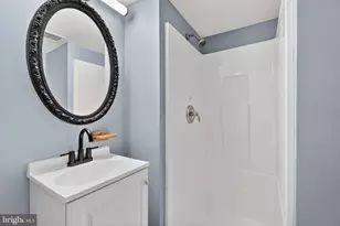 6844 Heatherway Ct, Alexandria, VA 22315 - Photo 32
