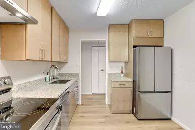 2300 Pimmit Drive #308W, Falls Church, VA 22043 - Photo 12