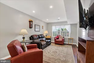 14019 Grumble Jones Ct, Centreville, VA 20121 - Photo 12