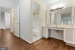8370 Greensboro Dr, McLean, VA 22102 - Photo 24
