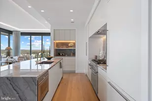 1820 Reston Row Plz, Reston, VA 20190 - Photo 6