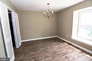 5404 Helm Ct, Fairfax, VA 22032 - Photo 6