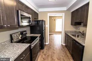 5404 Helm Ct, Fairfax, VA 22032 - Photo 4