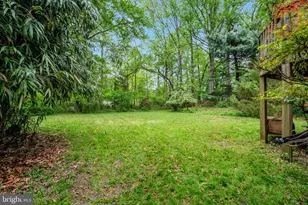 9932 Fairoaks Rd, Vienna, VA 22181 - Photo 4