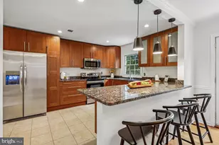 1851 Wainwright Dr, Reston, VA 20190 - Photo 10
