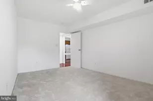 5810 Royal Ridge Dr, Springfield, VA 22152 - Photo 12