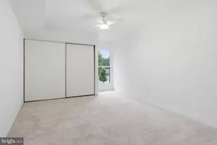 5810 Royal Ridge Dr, Springfield, VA 22152 - Photo 14