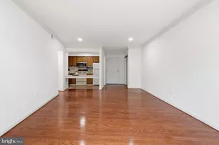 5810 Royal Ridge Dr, Springfield, VA 22152 - Photo 8
