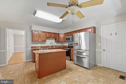 909 Broad Oaks Drive, Herndon, VA 20170 - Photo 12
