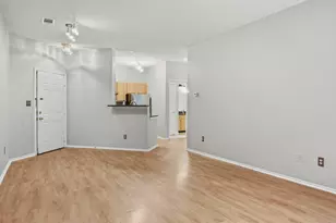 13085 Autumn Woods Way, Fairfax, VA 22033 - Photo 8