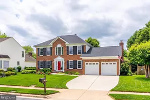 13387 Glen Taylor Ln, Herndon, VA 20171 - Photo 2