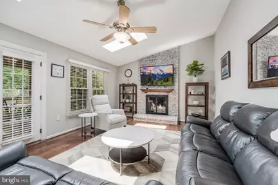 13387 Glen Taylor Lane, Herndon, VA 20171 - Photo 30