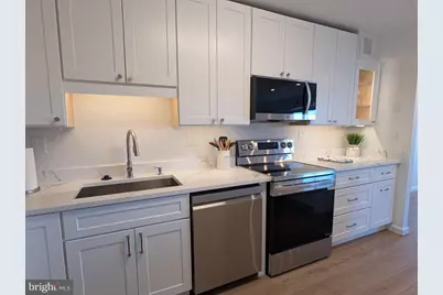 8340 Greensboro Drive #509, McLean, VA 22102 - Photo 1