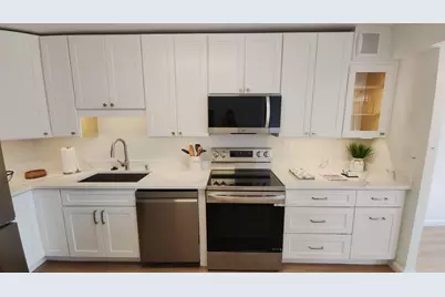 8340 Greensboro Drive #509, McLean, VA 22102 - Photo 6