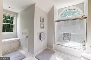 5501 W Ridge View Dr, Fairfax, VA 22030 - Photo 58