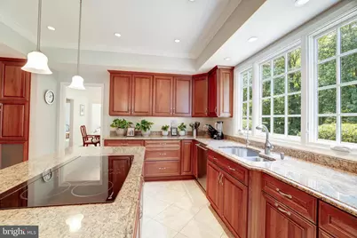 5501 W Ridge View Drive, Fairfax, VA 22030 - Photo 26