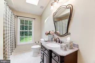 5501 W Ridge View Dr, Fairfax, VA 22030 - Photo 62
