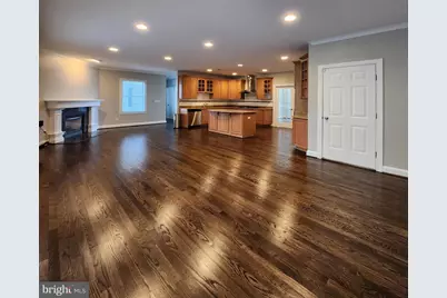 610 Meadow Lane SW, Vienna, VA 22180 - Photo 10