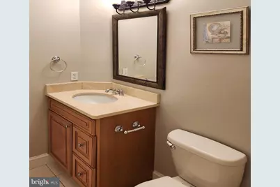 610 Meadow Lane SW, Vienna, VA 22180 - Photo 42