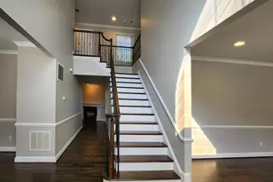 610 Meadow Ln SW, Vienna, VA 22180 - Photo 4