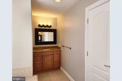 610 Meadow Lane SW, Vienna, VA 22180 - Photo 34