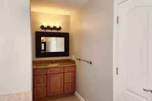 610 Meadow Ln SW, Vienna, VA 22180 - Photo 34