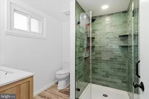 10703 Almond St, Fairfax, VA 22032 - Photo 24