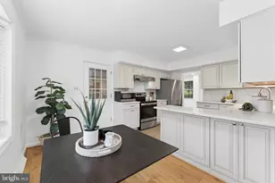 3219 Fox Mill Rd, Oakton, VA 22124 - Photo 22