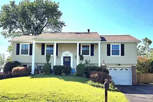 4224 Minstrell Ln, Fairfax, VA 22033 - Photo 1