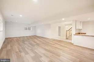 7440 Old Maple Square, McLean, VA 22102 - Photo 38