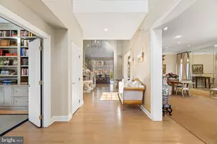 7440 Old Maple Square, McLean, VA 22102 - Photo 10