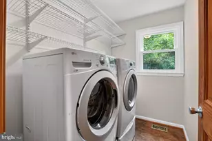 1651 Lozano Dr, Vienna, VA 22182 - Photo 26