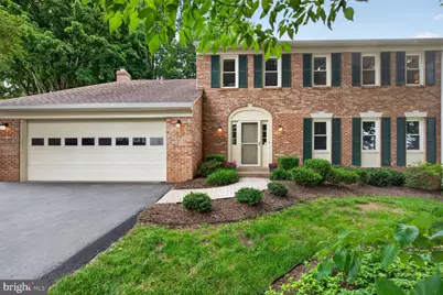 1651 Lozano Drive, Vienna, VA 22182 - Photo 2