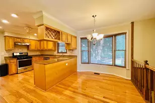 7227 Devereux Ct, Alexandria, VA 22315 - Photo 8