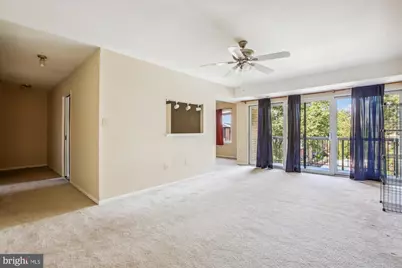9712 Kingsbridge Drive #303, Fairfax, VA 22031 - Photo 4